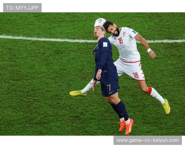 马德里竞技反击展开，格列兹曼直插禁区